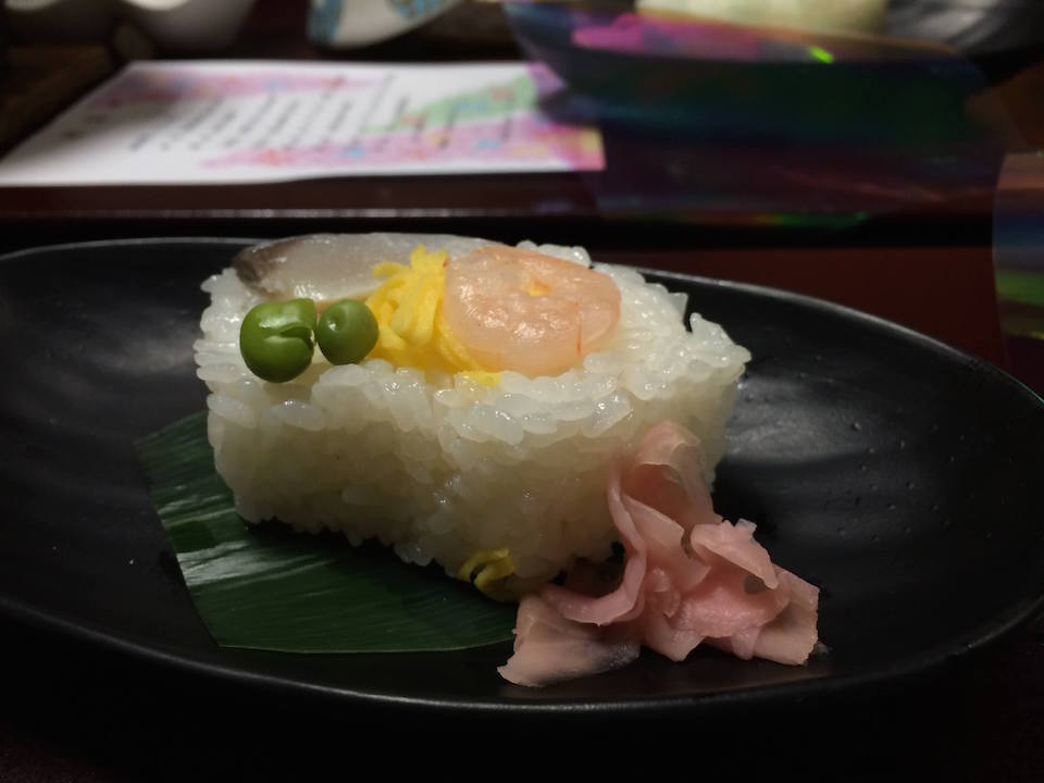 サワラの押しぬき寿司