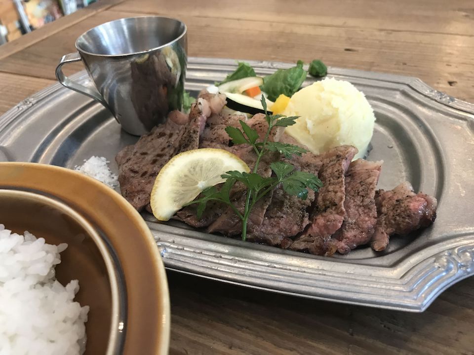 新潟 新津でランチ オシャレなカフェレストラン Amg Kitchenへ行った